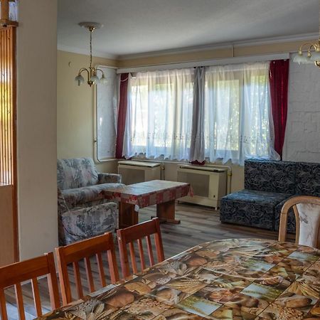 Pavai Apartman Hajdúszoboszló Eksteriør bilde